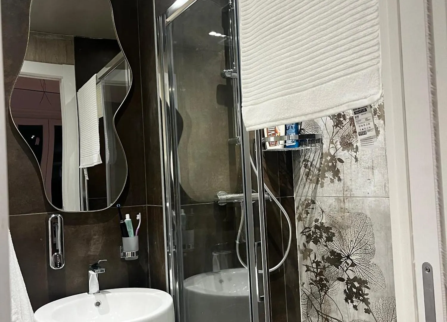 Stazione Tiburtina Roma Hotel 0*, Rome